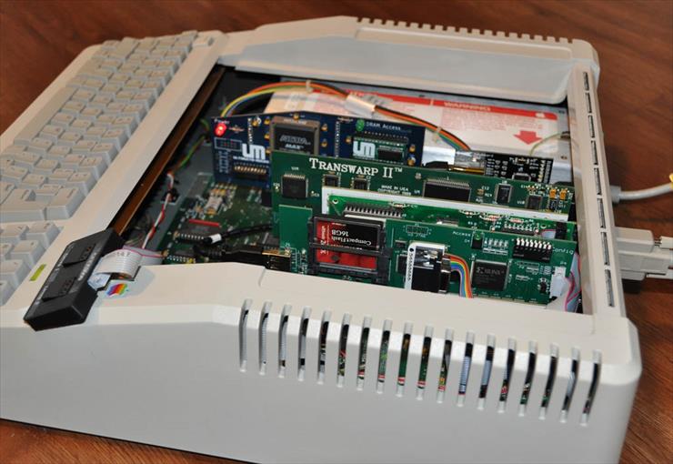 Apple - Apple IIe Platinum with TransWarp .jpg