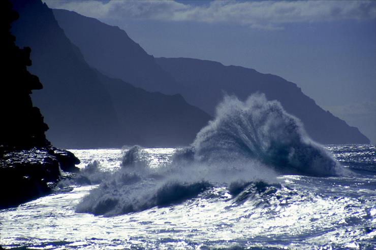 Tapety - Big Wave, Kauai, Hawaii.jpg