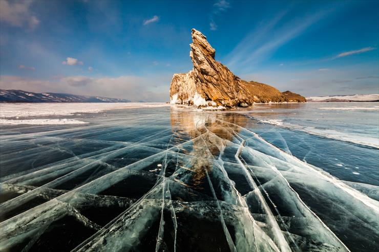 Rosja na zdjęciach - Bajkal-zima.jpg